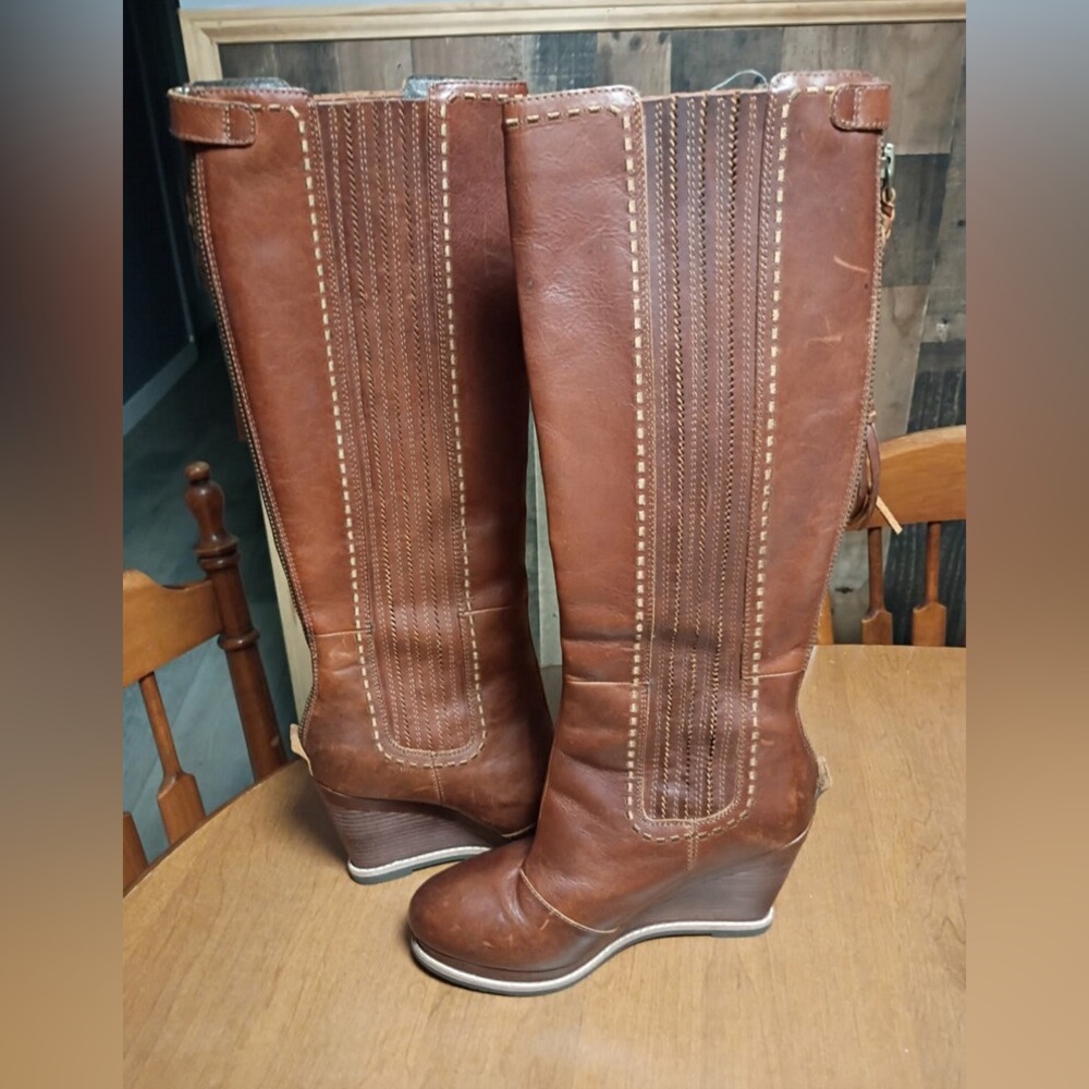 Ariat Chestnut Leather Wedge Boots